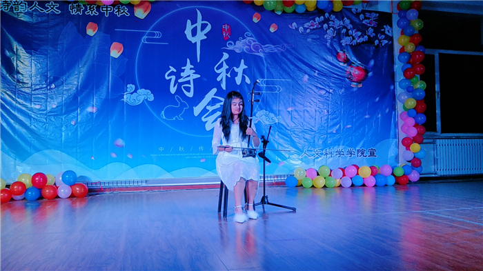 1539843827699037610.jpg 中秋诗会.jpg